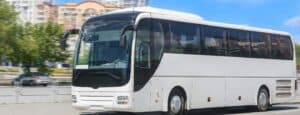 coach-travel-through-city